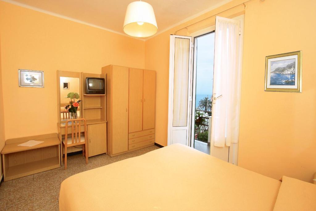 Hotel Villa Bianca Laigueglia Kamer foto